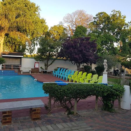 Good 2 Go Guest House Benoni Eksteriør bilde