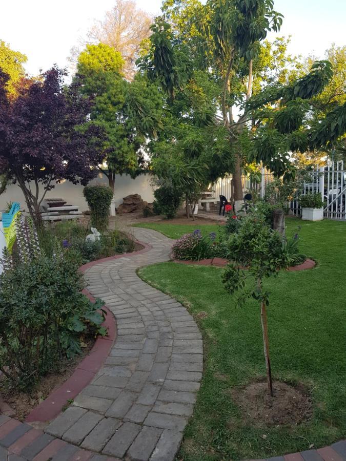 Good 2 Go Guest House Benoni Eksteriør bilde